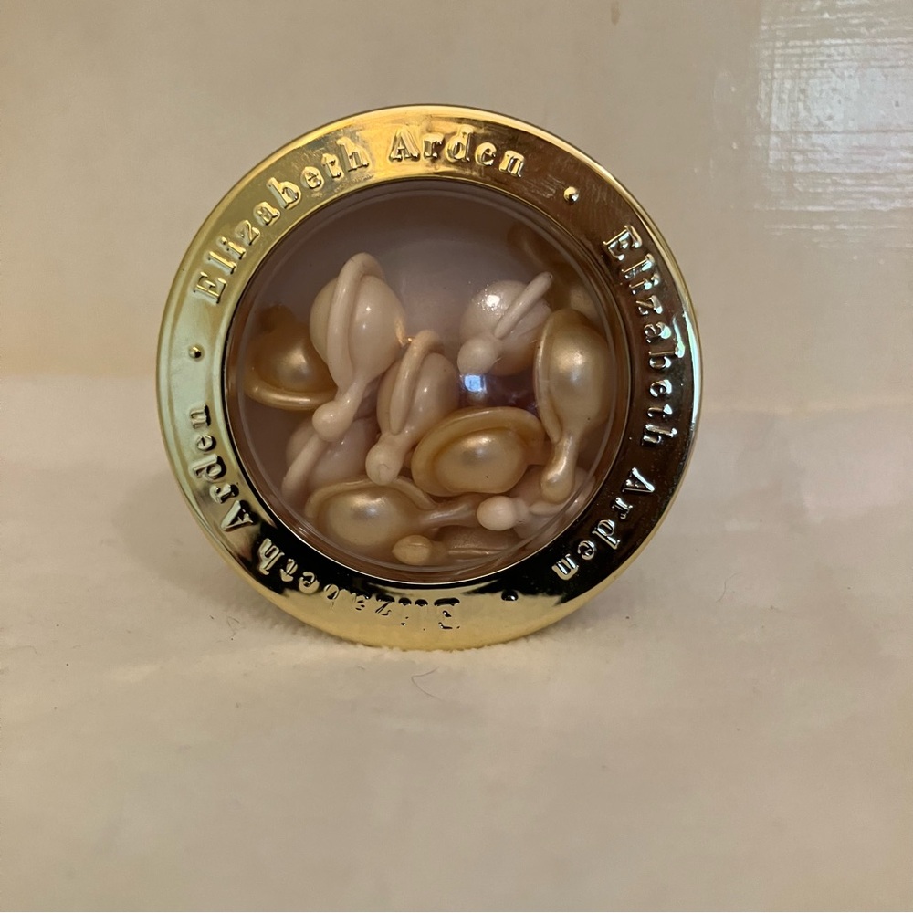 Elizabeth Arden Ceramide Gold Capsule Container